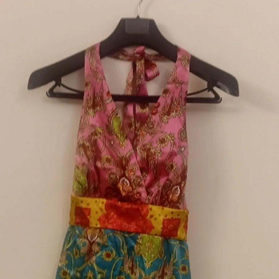 بلوز یقه باز