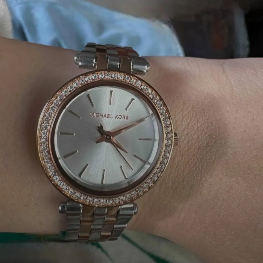 ساعت مایکل کورس