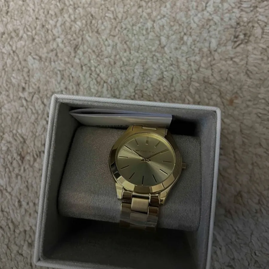 ساعت مایکل کورس