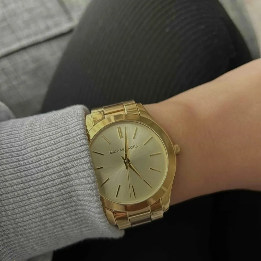 ساعت مایکل کورس