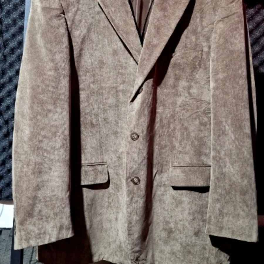 کت مخمل برند Andrew Fezza