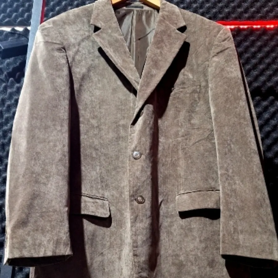 کت مخمل برند Andrew Fezza