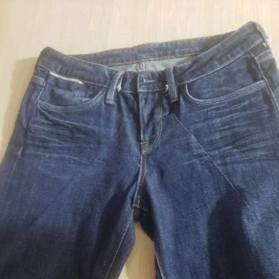 شلوار جین زنانه