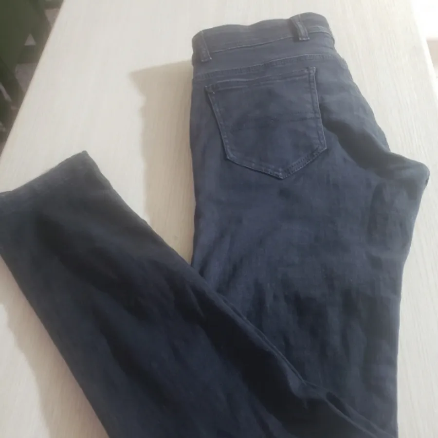 شلوار جین زنانه مشکی