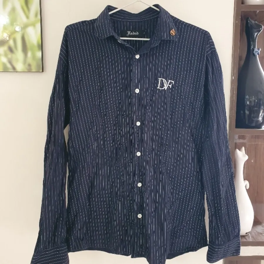 پیراهن مردانه