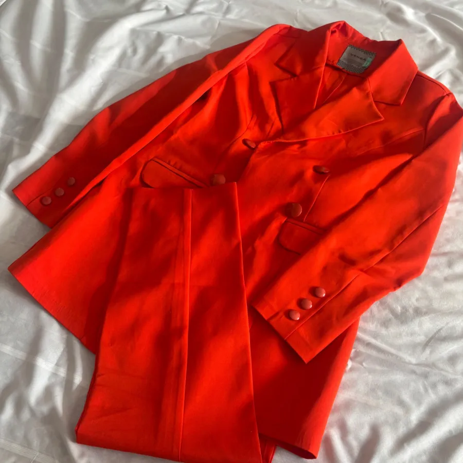 کت و شلوار زنانه