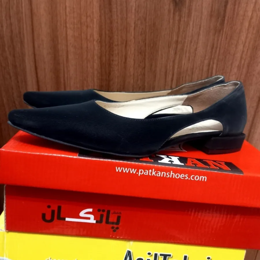 کفش مشکی سایز 38