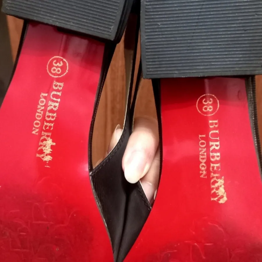 کفش مشکی سایز 38