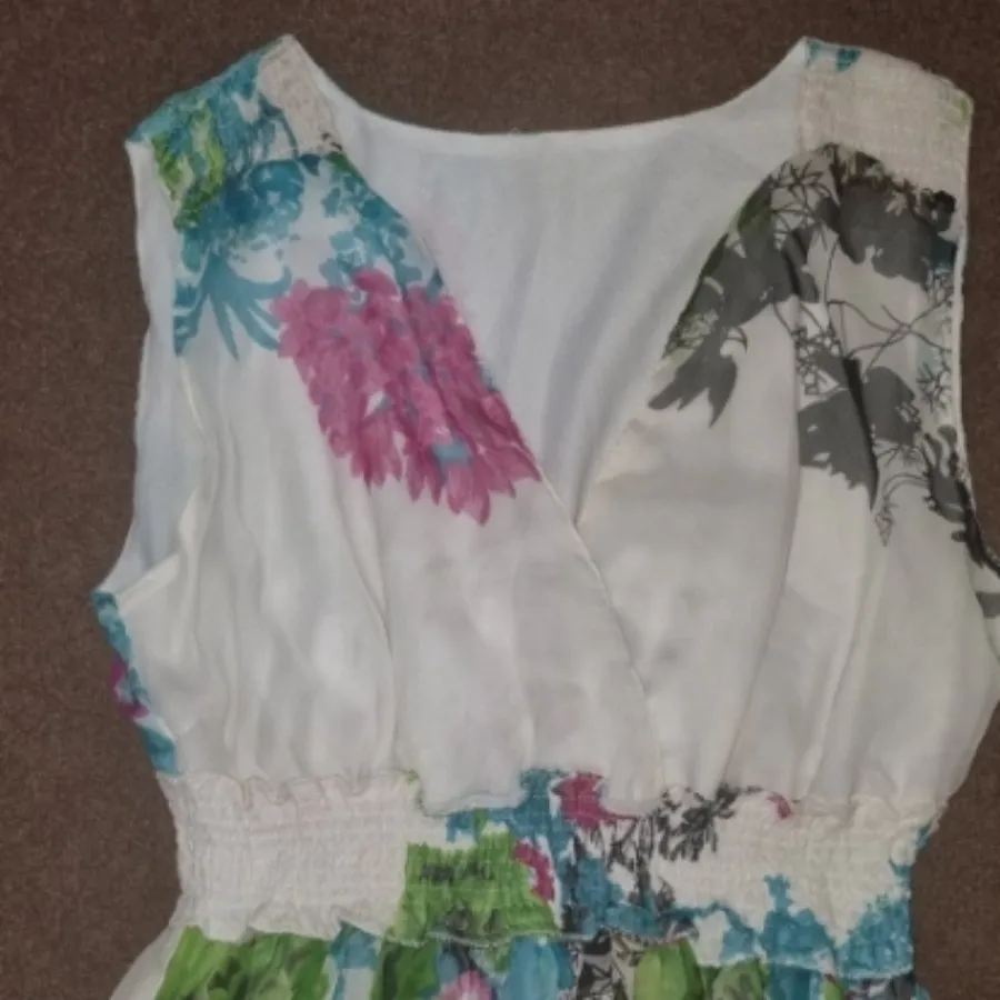 پیراهن ساحلی