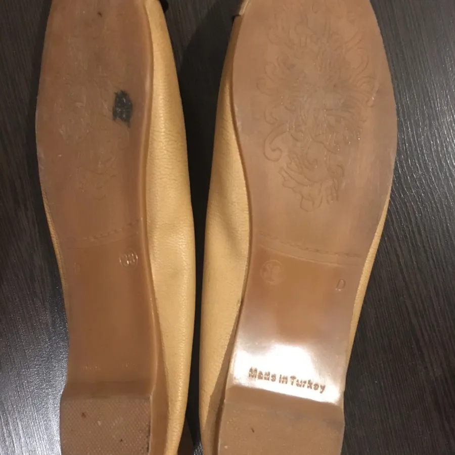 کفش مجلسی کرم فلت