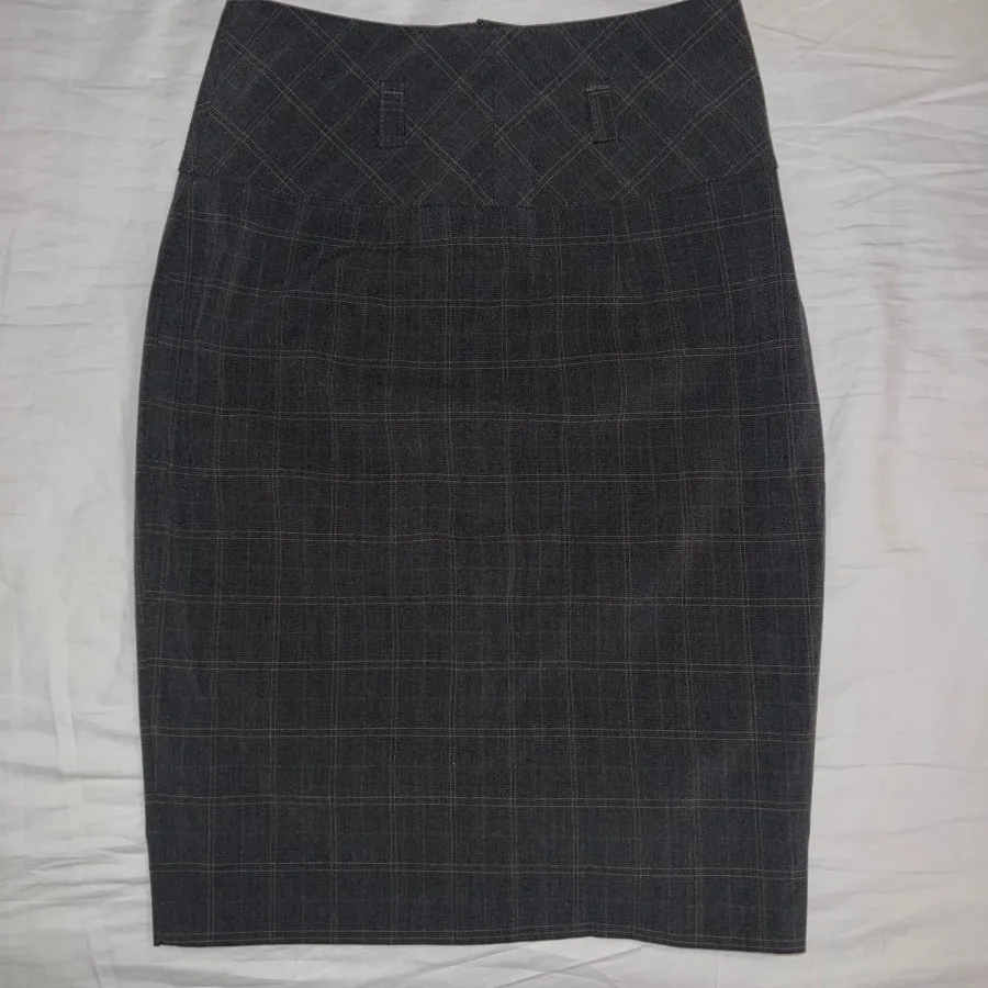 دامن کوتاه اندامی کلاسیک