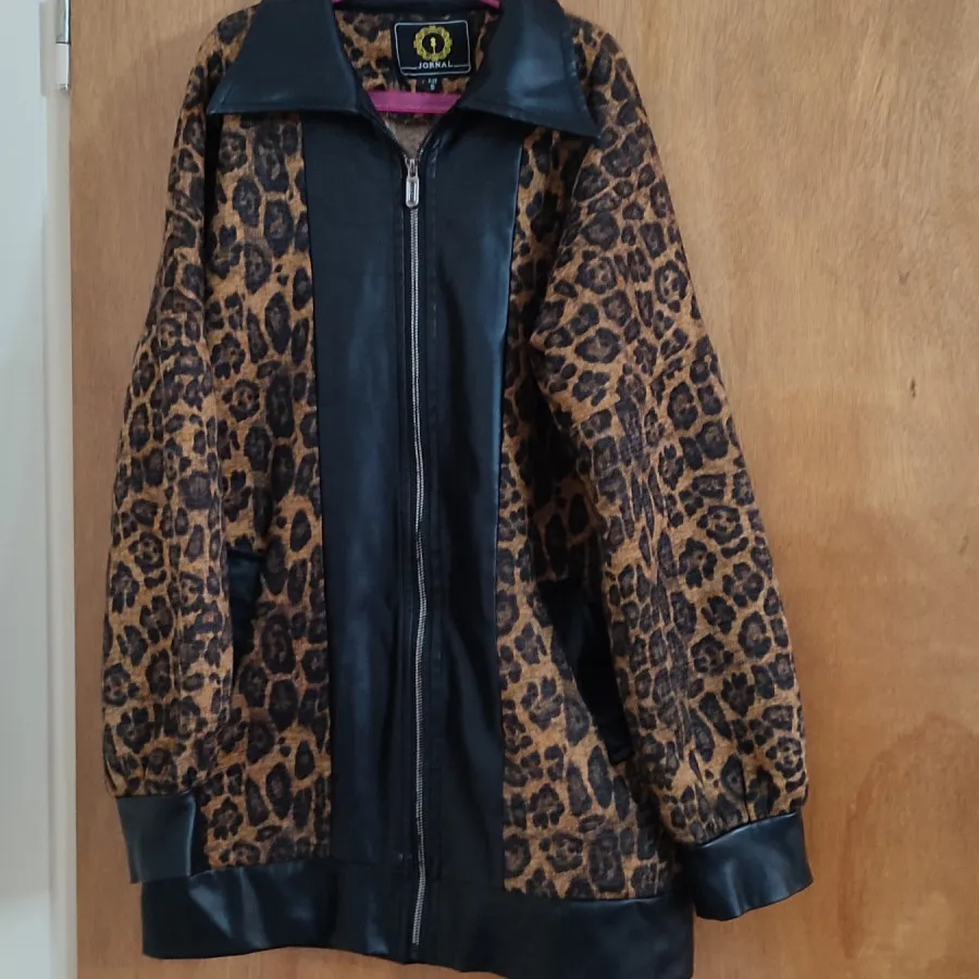 کاپشن پلنگی