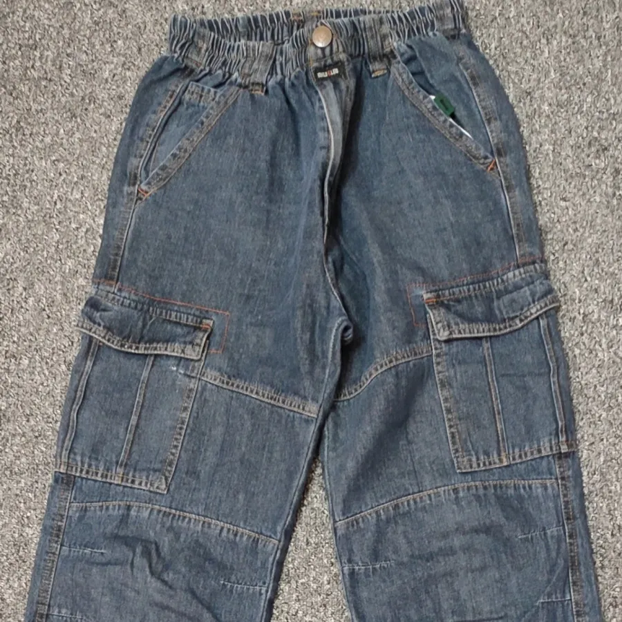 تعدادی شلوار