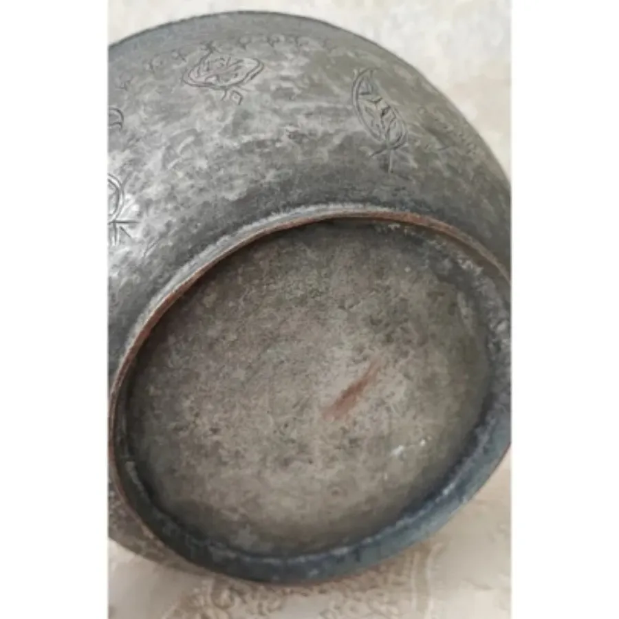 قدح بزرگ قدیمی مسی