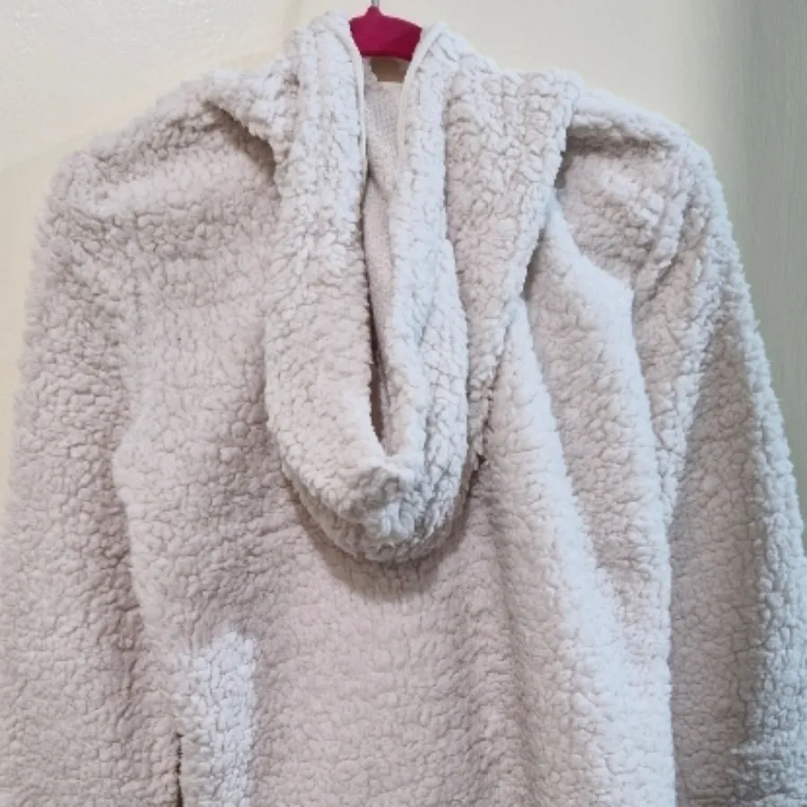 هودی کلاهدار