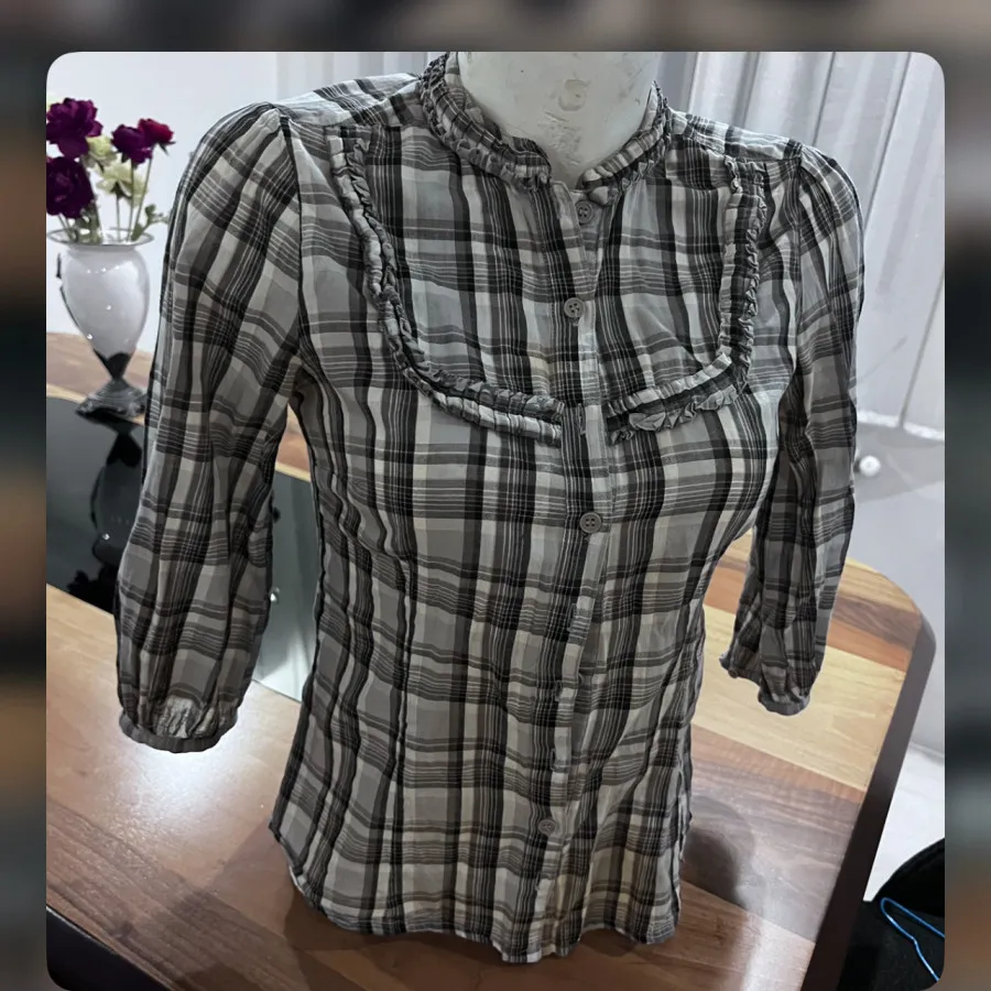 شومیز اچ ان ام