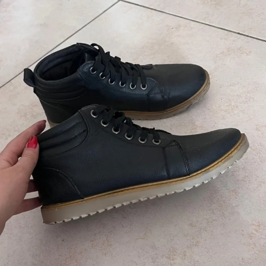 نیم بوت سایز 40 یا 39