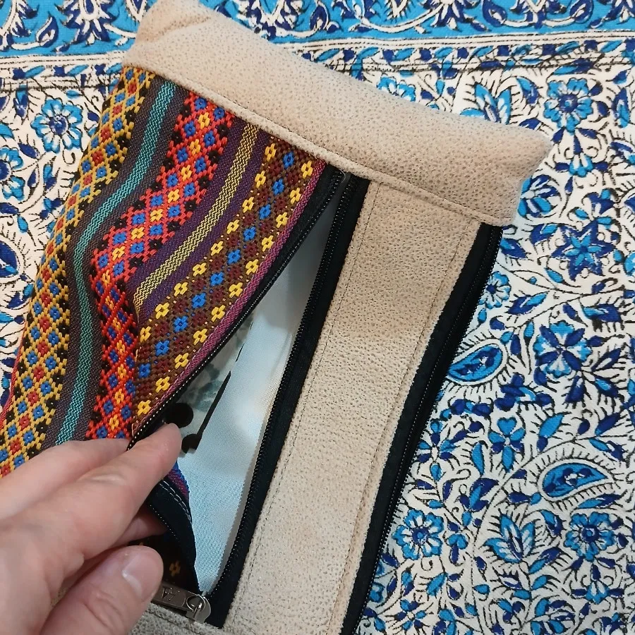 کیف لوازم آرایش سنتی