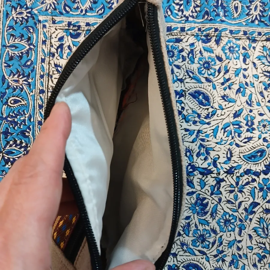 کیف لوازم آرایش سنتی