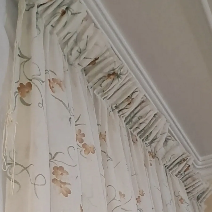 پرده  حریر گلدار حراج