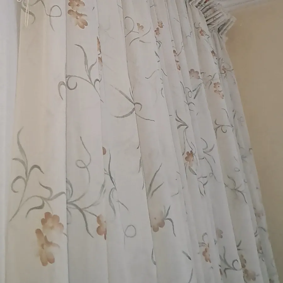 پرده  حریر گلدار حراج