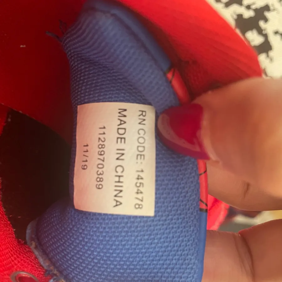 کتونی ساق دار مرد عنکبوتی