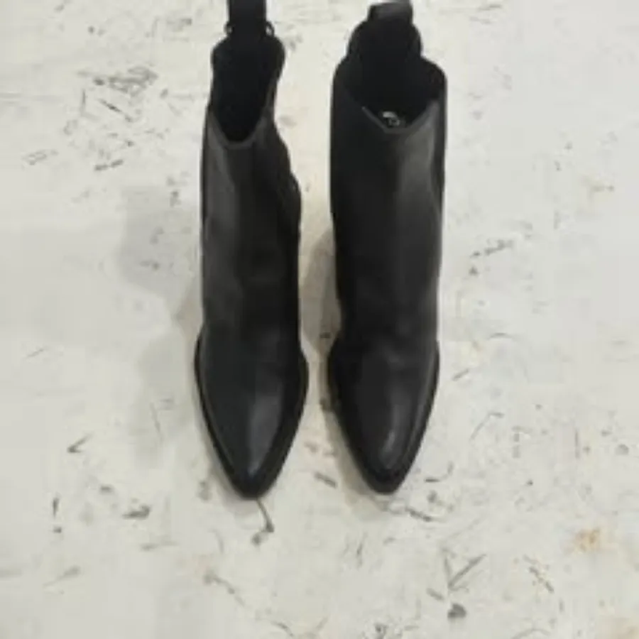 بوت زنانه اورجینال