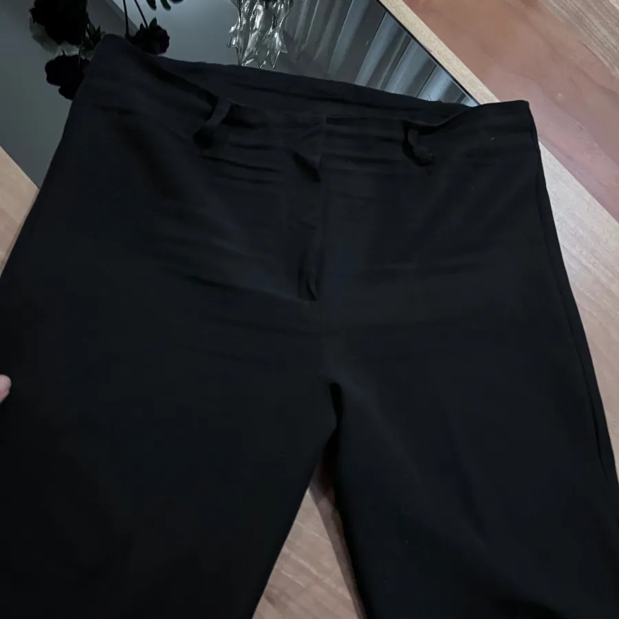 شلوار کرپ‌ کلاسبک