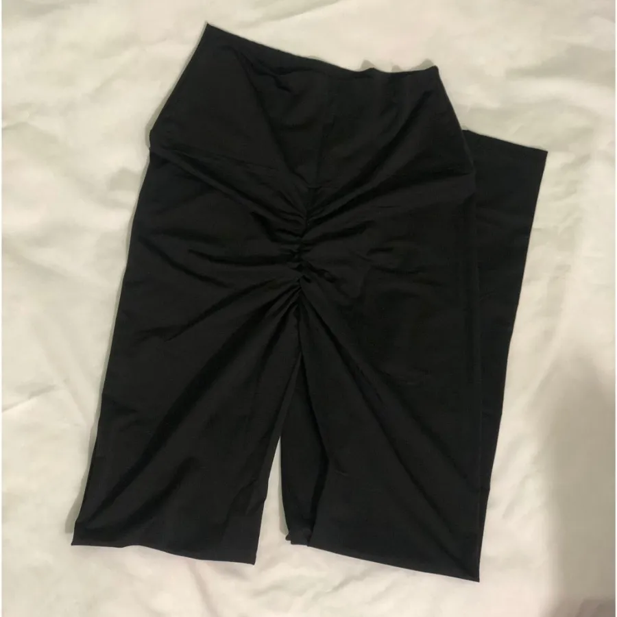 لگ ورزشی پشت چین