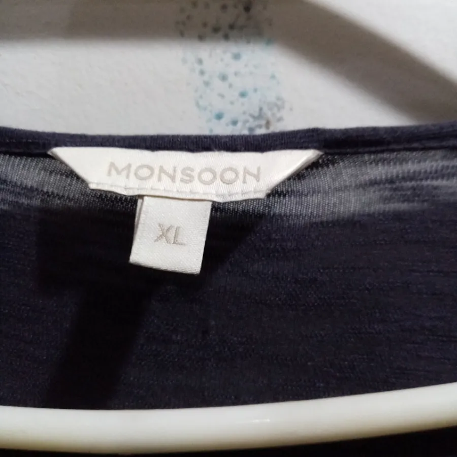 رویه جلو. بار