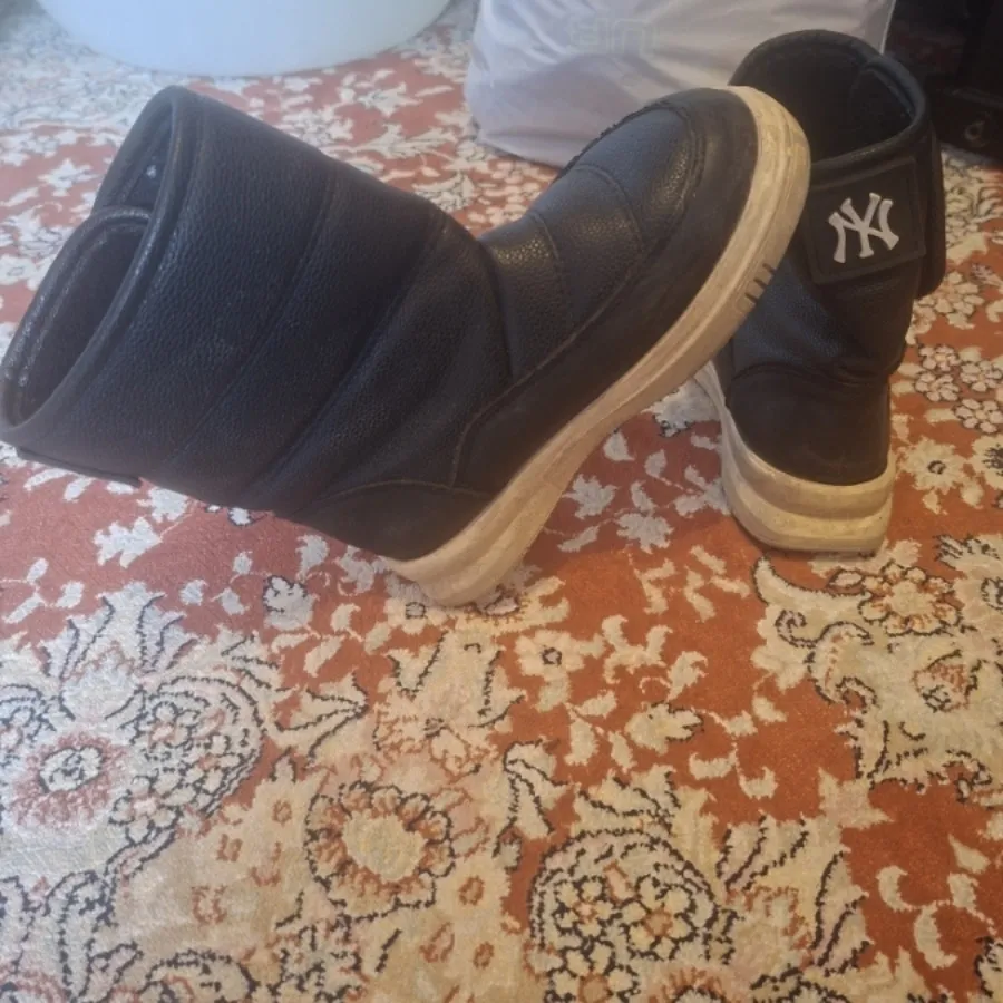 چکمه زمستانی خارجی