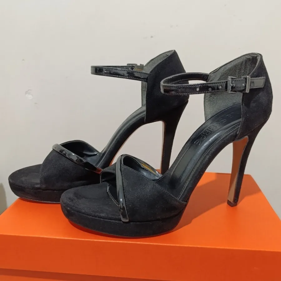 کفش مجلسی پاشنه بلند مشکی