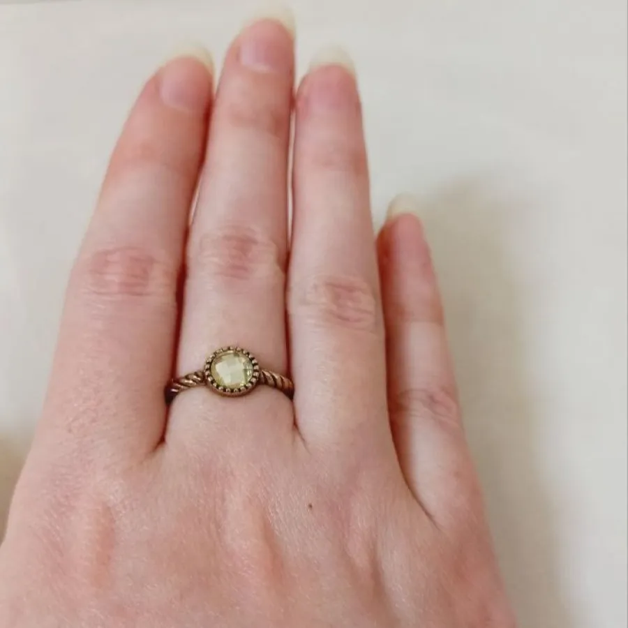 انگشتر جذاب و زیبا