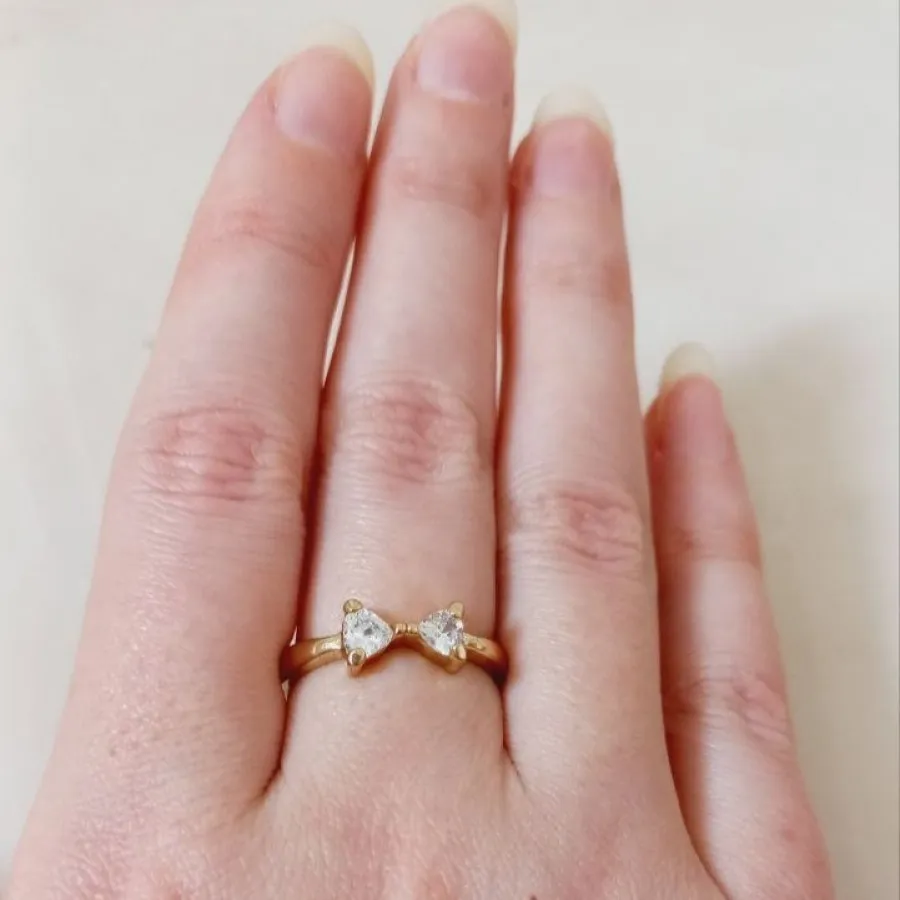 انگشتر جذاب و زیبا