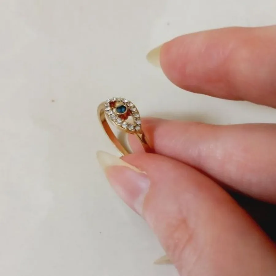 انگشتر جذاب و زیبا