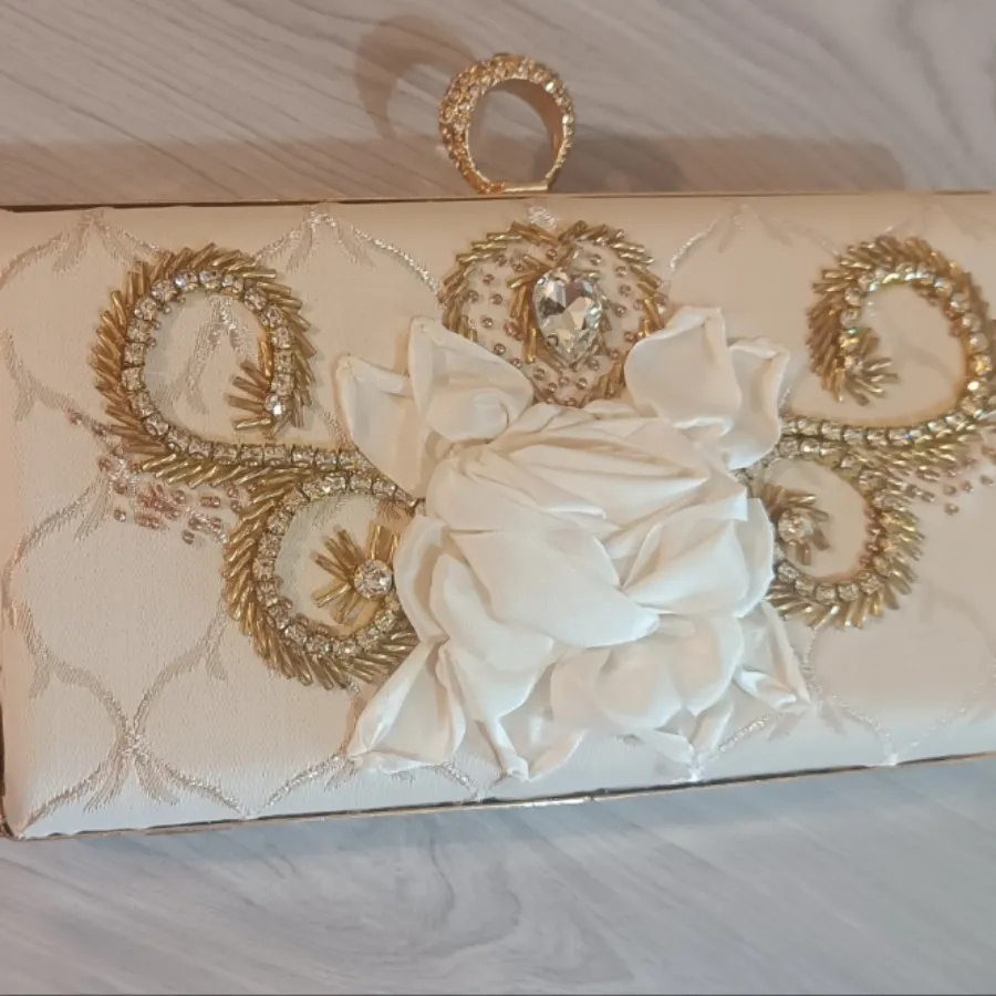 کیف پول مجلسی قابدار