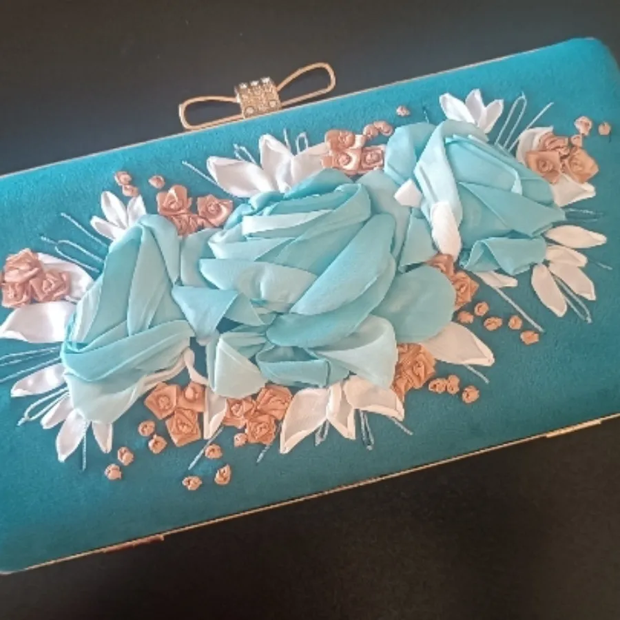 کیف پول مجلسی قابدار