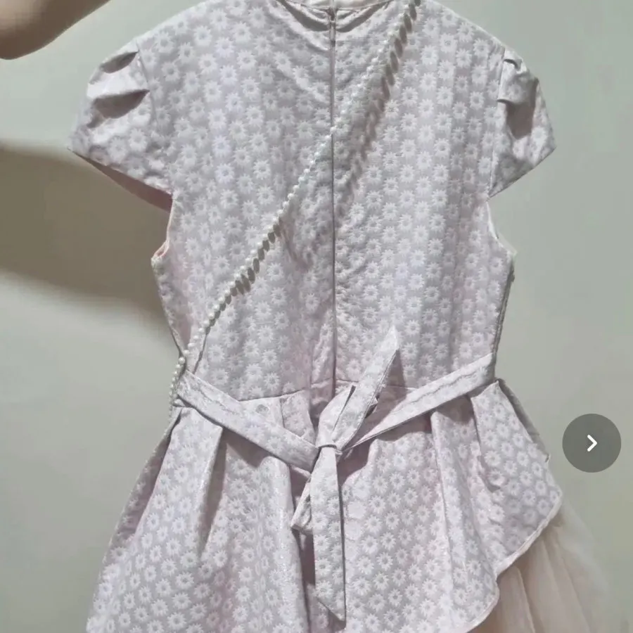 پیراهن دخترانه