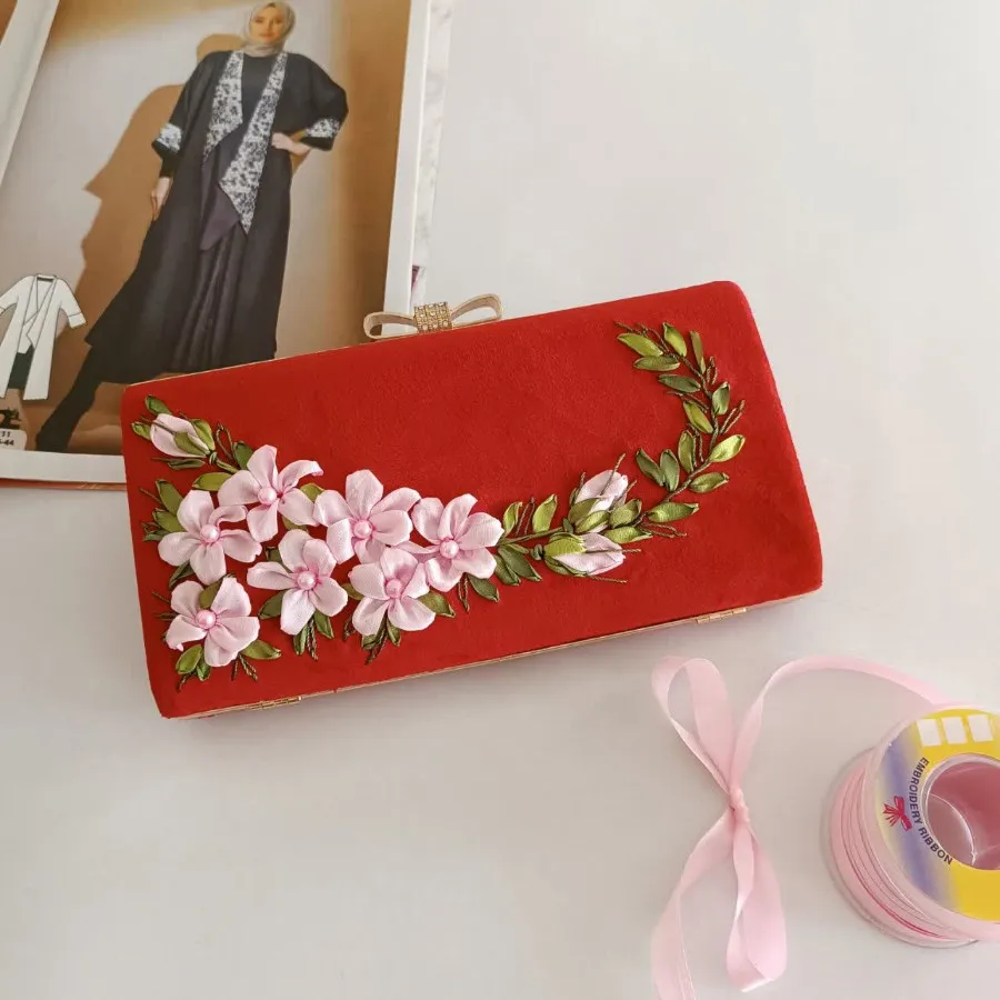 کیف پول مجلسی قابدار