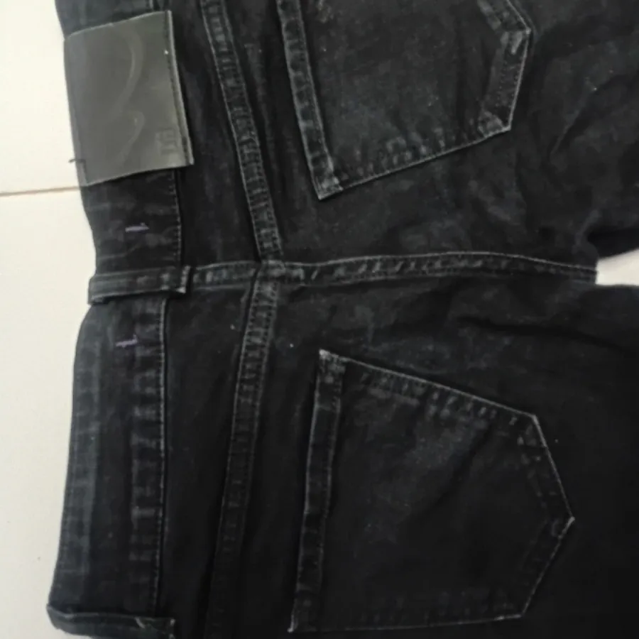 شلوار جین مشکی