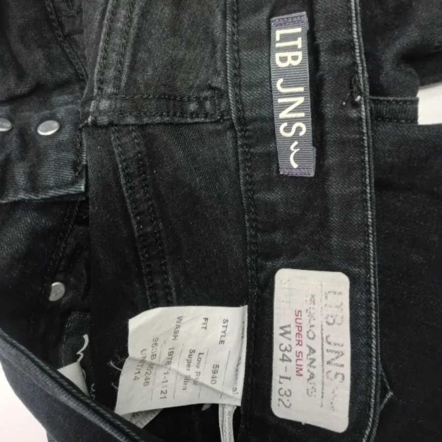 شلوار جین مشکی