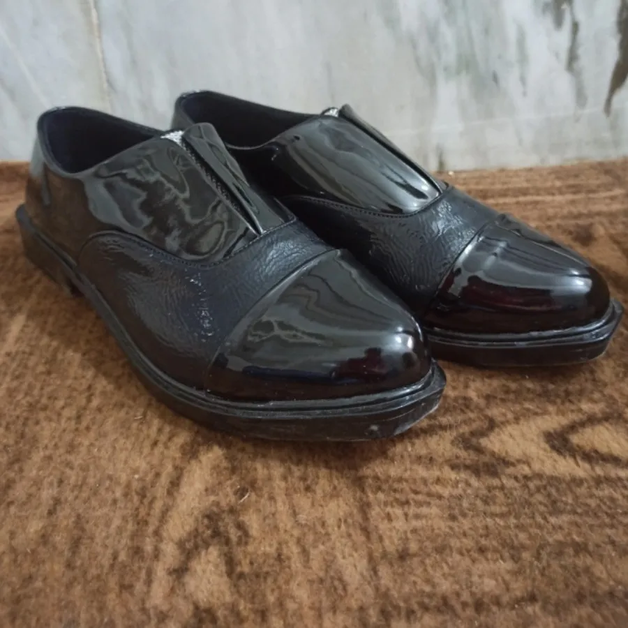 کفش کلاسیک زنانه