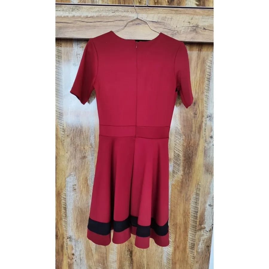 پیراهن دخترانه