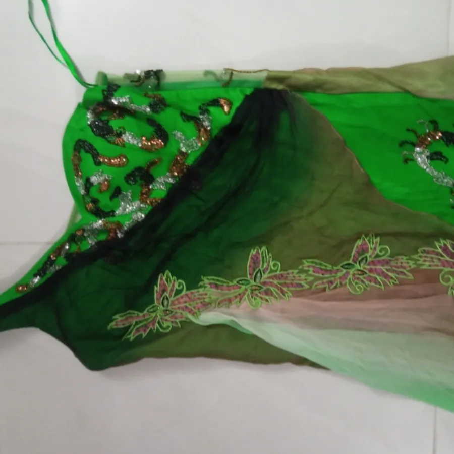 لباس نامزدی