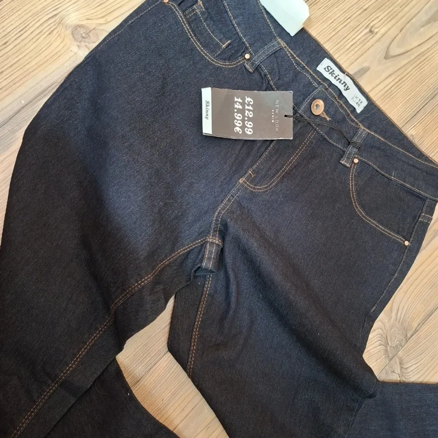 شلوارجین اسکینی