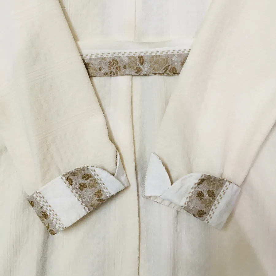 مانتو کرم بلند