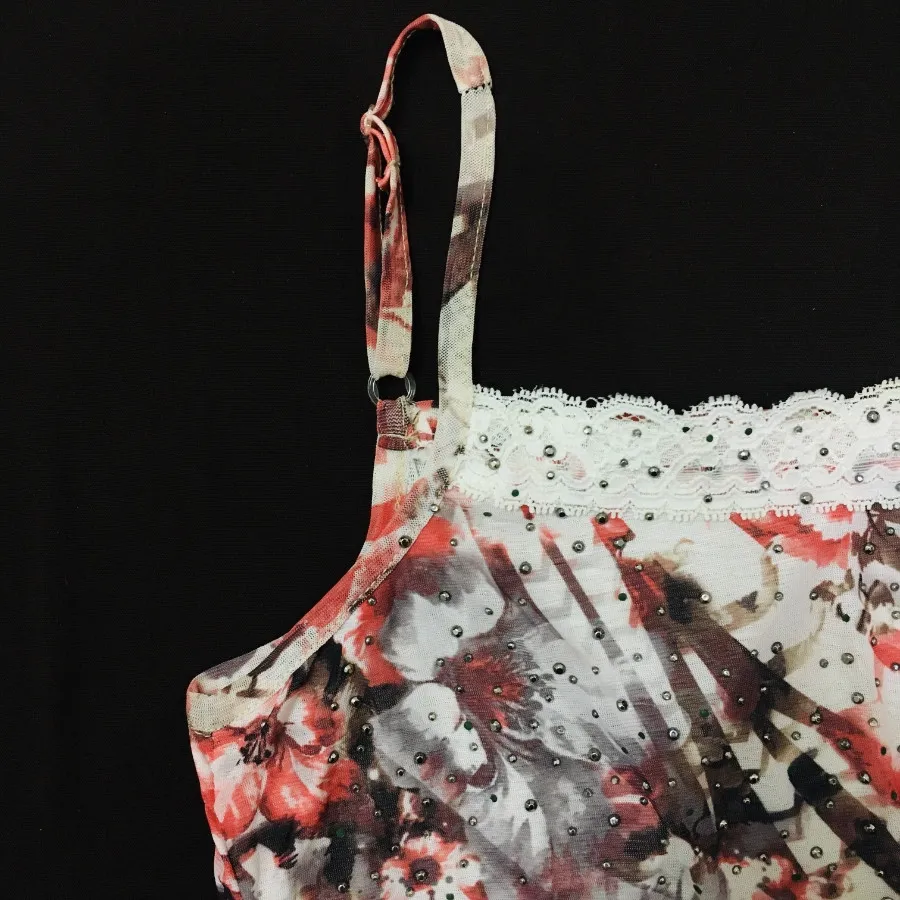 پیراهن عروسکی