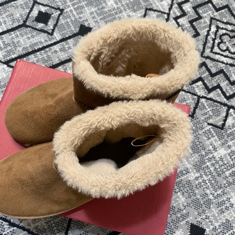 اگ السی وایکیکی