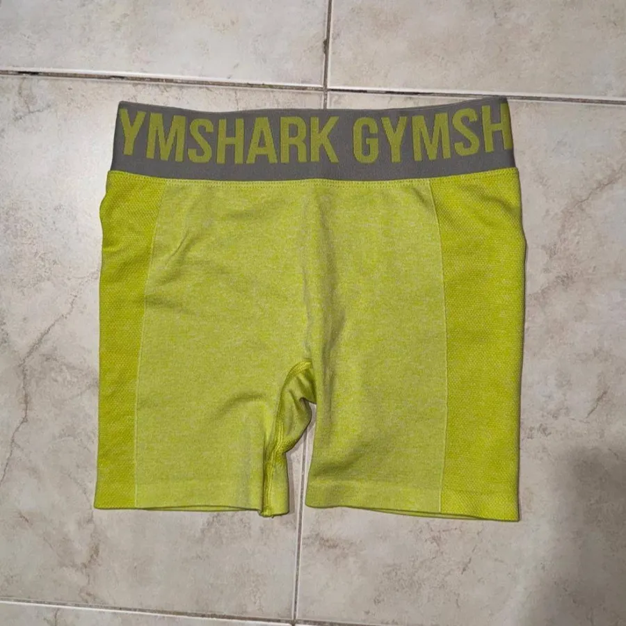 شلوارک جیمشارک