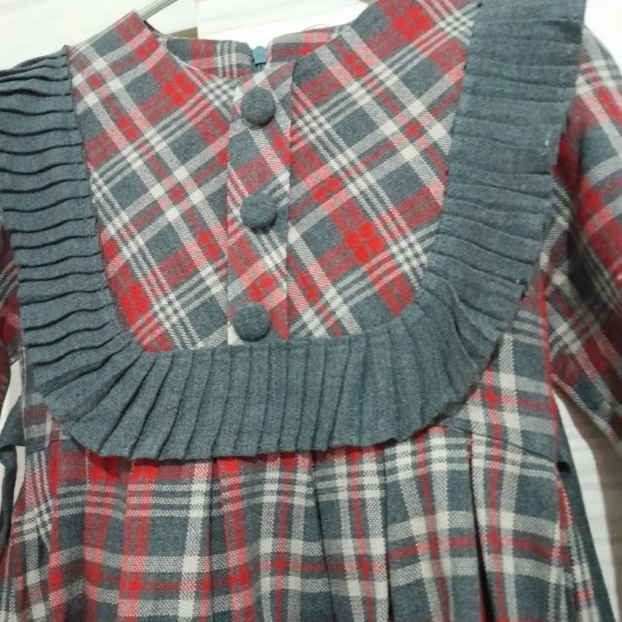 پیراهن دخترانه